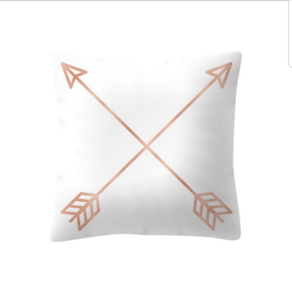 🎀Last 1🎀4 PC Pillow Cover Set Rose Gold Pink18" - Picture 2 of 7
